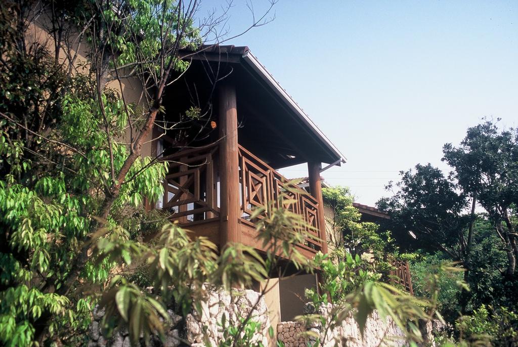 Ishiyama Rikyu Gosoku No Kutsu Hotel Амакуса Екстериор снимка